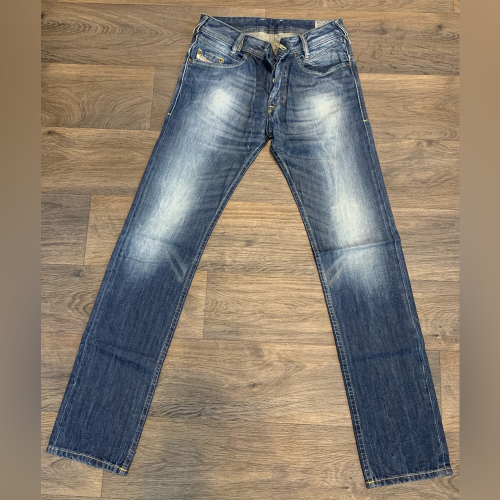 Diesel Men denim Iakop Regular Slim Tapered 27x32
